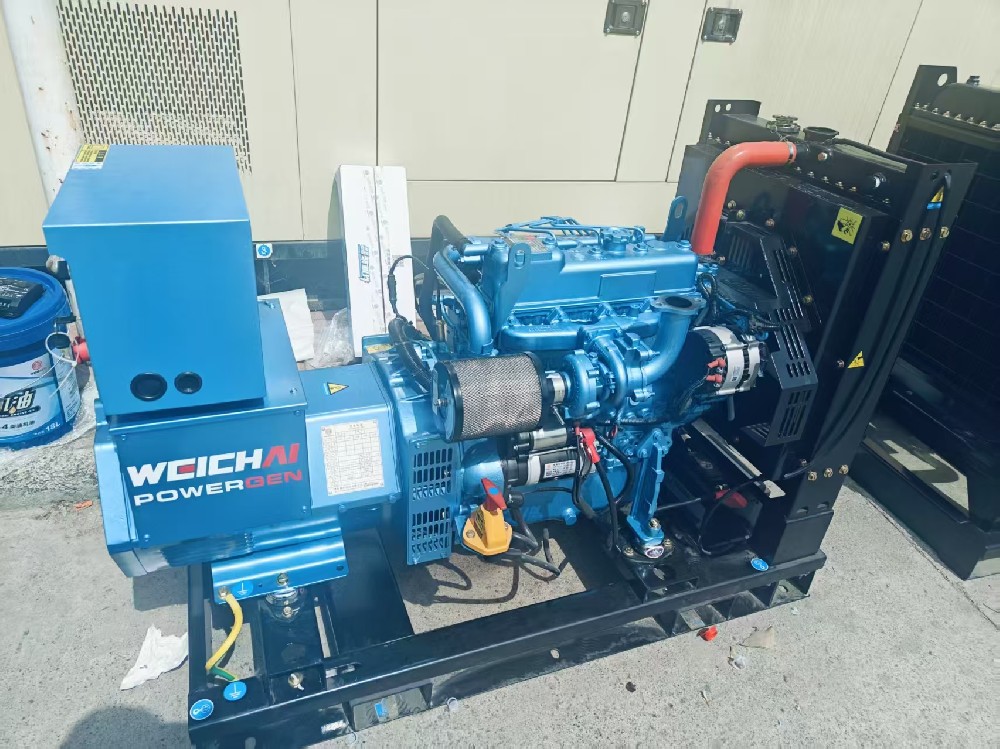 潍柴蓄电池重磅登场！以全维优势，守护每一程动力！